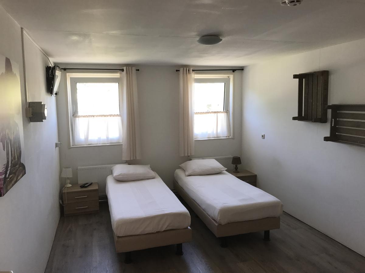 Hotel Noordoostpolder Bant Екстериор снимка